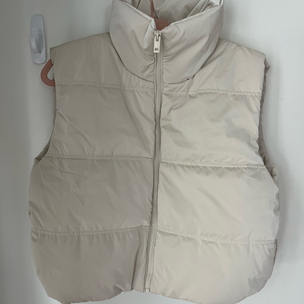Wild Fable Off-White Puffer Vest